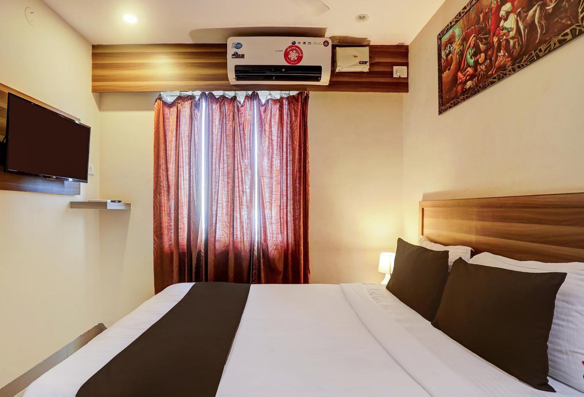 Super Hotel O Vaishnavi Inn Hyderabad Exterior photo